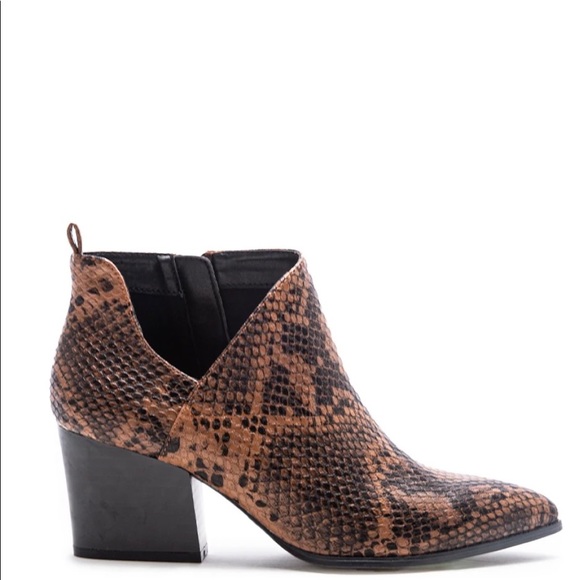 NIB QUPID Sz7 NAVA-08 BROWN/BLACK SNAKE MSRP $48 - Picture 6 of 9